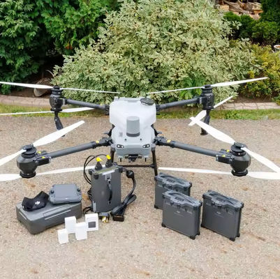 Veicolo aereo senza pilota (UAV) con distanza di trasmissione immagini di 10KM e capacità del serbatoio a secco di 17 galloni per carico utile di irrorazione e diffusione